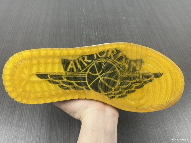 OG DH6932-100 Low of 1 Year Tiger the Air Jordan 0720